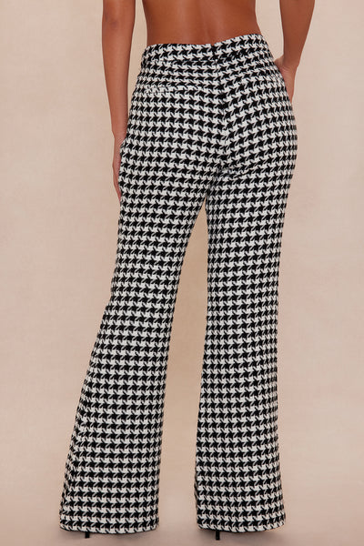 https://cdn.shopify.com/s/files/1/0293/9277/files/08-26-25_S5_47_GW25K5228B_BlackWhite_TK_IM_15-17-17_10617_PXF.jpg?v=1756317694&with=400&height=600