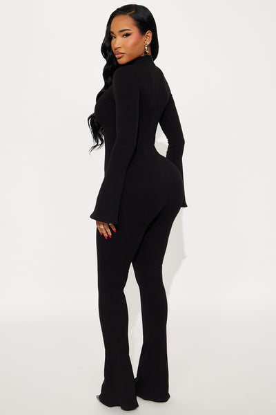 https://cdn.shopify.com/s/files/1/0293/9277/files/08-27-25_S3_17_JP3372TCH_Black_ZSR_JG_JS_11-36-31_22140_PXF.jpg?v=1756428753&with=400&height=600