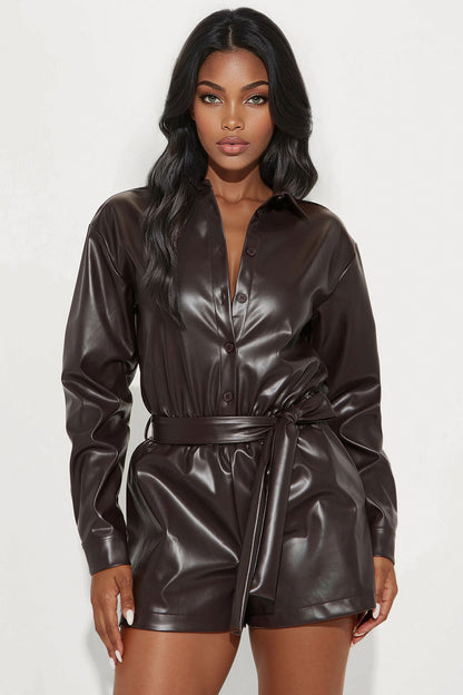 https://cdn.shopify.com/s/files/1/0293/9277/files/08-28-25_S5_31_MP4444_Brown_HY_CM_13-22-35_53959_CM-Adia_PXF_CM.jpg?v=1757799296