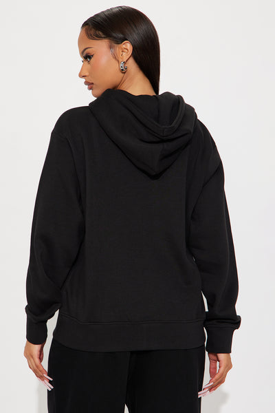 https://cdn.shopify.com/s/files/1/0293/9277/files/08-28-25_S6_11_123ZIPUP_Black_KJ_PC_11-08-15_145764_PXF.jpg?v=1756745375&with=400&height=600