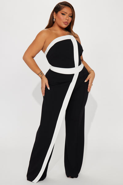 https://cdn.shopify.com/s/files/1/0293/9277/files/08-29-23Studio4_KT_AP_15-20-26_67_JP17364_BlackWhite_P_5723_PLUS2_PXF.jpg?v=1693605305&with=400&height=600