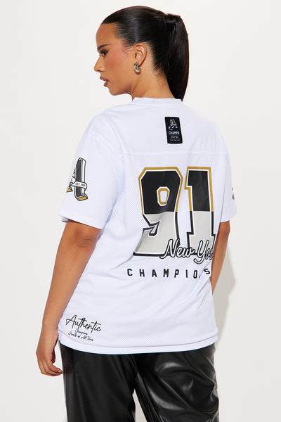 https://cdn.shopify.com/s/files/1/0293/9277/files/08-29-24_S3_65_CTLI707F_White_AZ_AC_14-48-17_PLUS_58773_PXF.jpg?v=1725043421&with=400&height=600