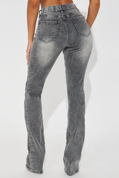 https://cdn.shopify.com/s/files/1/0293/9277/files/08-29-24_S6_2_AT2017BTMT_Grey_ID_SS_14-22-50_55471_PXF.jpg?v=1725035342&with=400&height=600