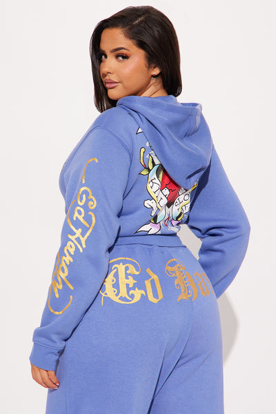 https://cdn.shopify.com/s/files/1/0293/9277/files/08-30-24_S4_11_EHW180027_Blue_CZ_DO_10-28-24_PLUS_60187_PXF.jpg?v=1725467318&with=400&height=600
