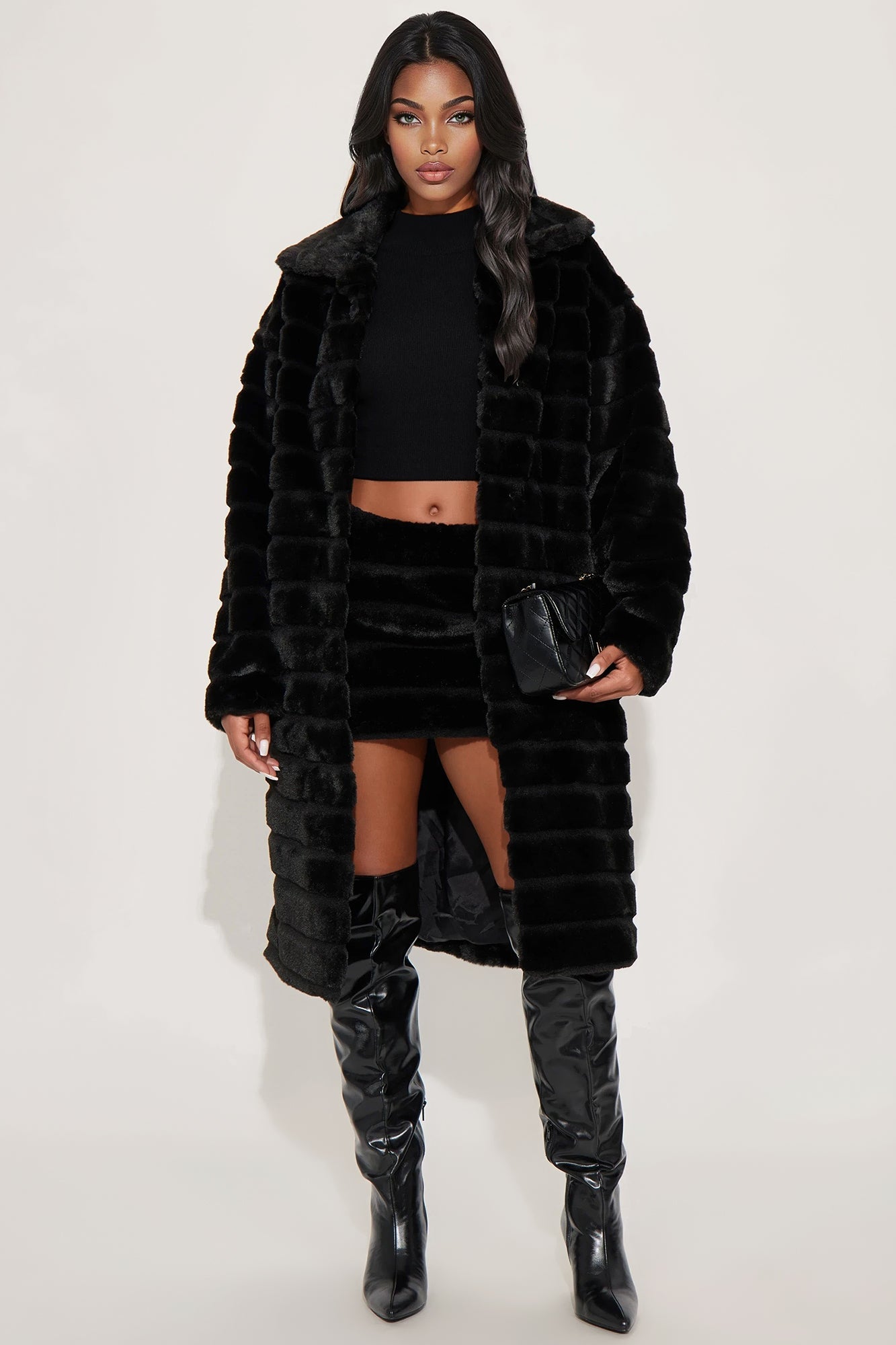 https://cdn.shopify.com/s/files/1/0293/9277/files/09-02-25_S6_11_BFN4774MNSL_Black_KP_MC_09-22-24_101043_CM-Adia_WG_PXF.jpg?v=1758076499