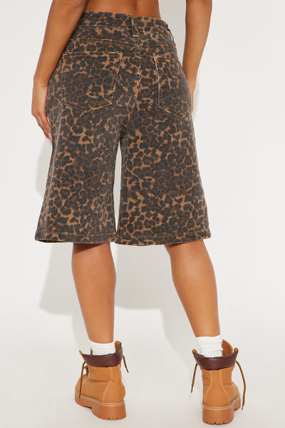 https://cdn.shopify.com/s/files/1/0293/9277/files/09-03-25_S3_16_25MSZ10033_Browncombo_CR_PC_10-42-50_1039_PXF.jpg?v=1757026511&with=400&height=600