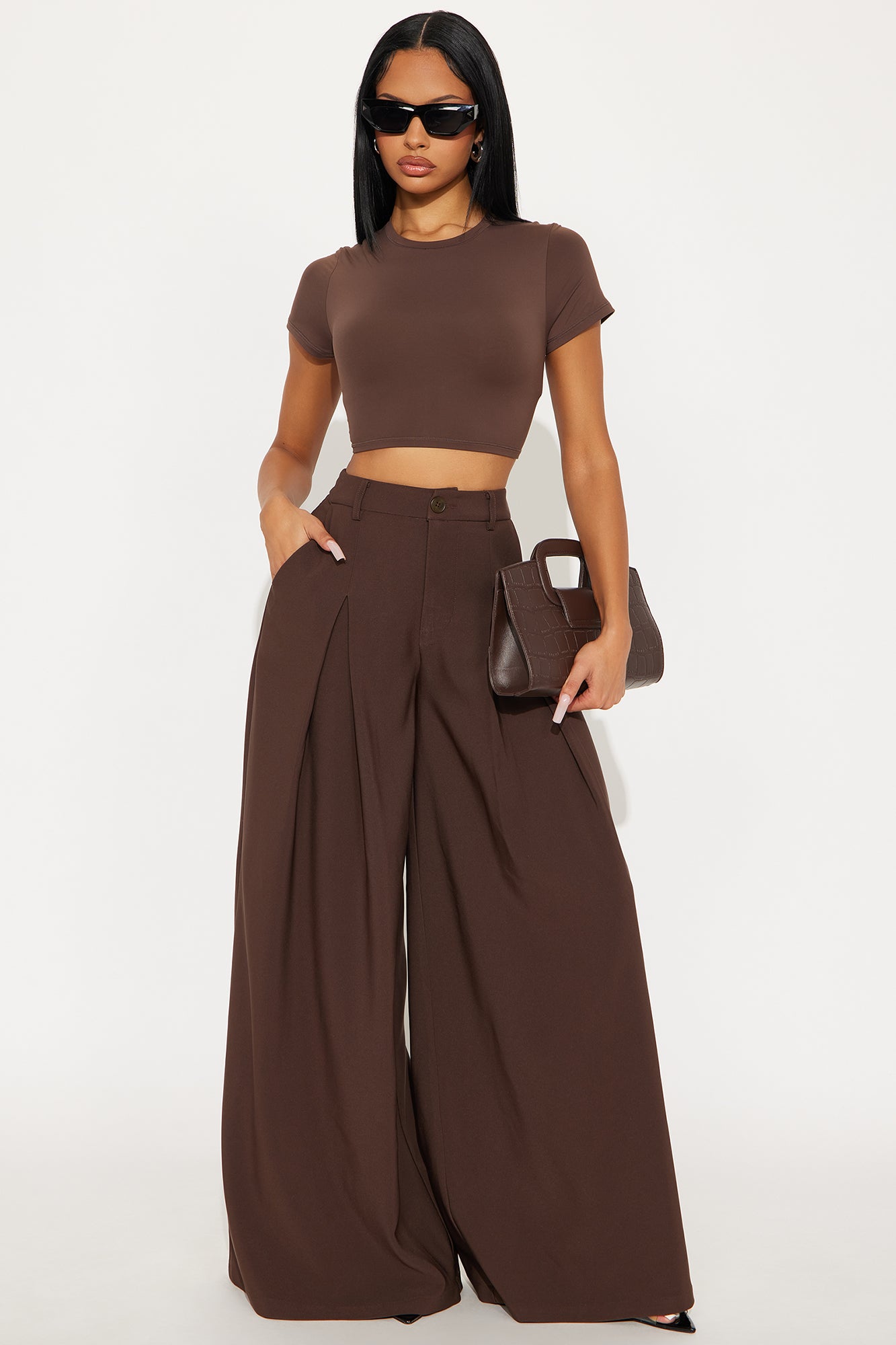 https://cdn.shopify.com/s/files/1/0293/9277/files/09-03-25_S3_50_25GWQ17203_Chocolate_CR_PC_14-31-20_1768_PXF.jpg?v=1757031786