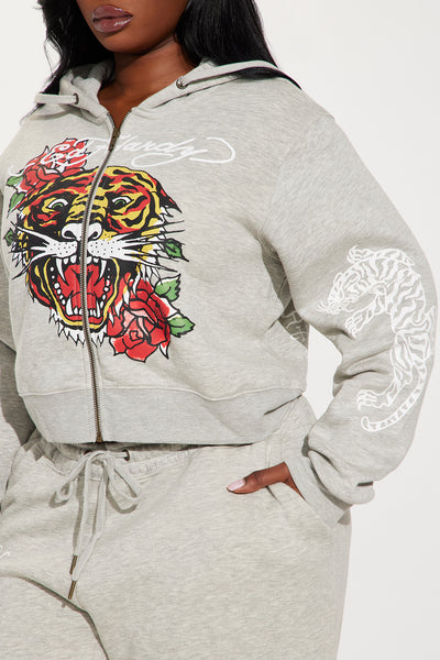 https://cdn.shopify.com/s/files/1/0293/9277/files/09-04-24_S3_46_EHWS10141_HeatherGrey_HY_AC_14-05-35_PLUS_60441_PXF.jpg?v=1725574502&with=400&height=600