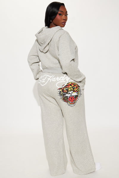 https://cdn.shopify.com/s/files/1/0293/9277/files/09-04-24_S3_46_EHWS10141_HeatherGrey_HY_AC_14-06-25_PLUS_60442_PXF.jpg?v=1725574501&with=400&height=600