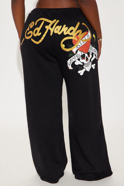 https://cdn.shopify.com/s/files/1/0293/9277/files/09-04-24_S3_51_EHW820015_Black_HY_AC_15-09-18_PLUS_44021_PXF.jpg?v=1725574817&with=400&height=600