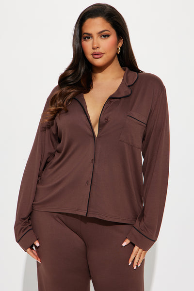 https://cdn.shopify.com/s/files/1/0293/9277/files/09-04-24_S4_62_EN3031PS_Chocolate_CZ_IM_14-46-17_PLUS_62364_PXF.jpg?v=1725558084&with=400&height=600