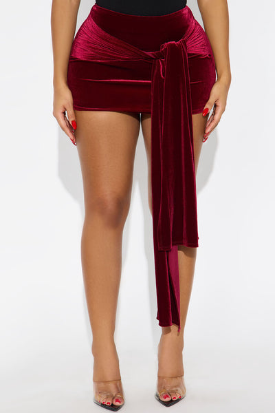 https://cdn.shopify.com/s/files/1/0293/9277/files/09-06-25_S1_68_B22503SK0102_Burgundy_CR_RL_14-31-33_75270_CM.jpg?v=1757456891&with=400&height=600