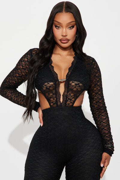 https://cdn.shopify.com/s/files/1/0293/9277/files/09-08-25_S2PM_1_V12505JP0802_Black_ZSR_AE_AC_15-51-58_14834_BH.jpg?v=1757463534&with=400&height=600