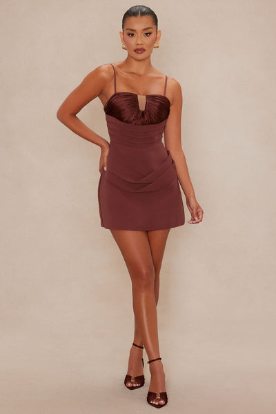 https://cdn.shopify.com/s/files/1/0293/9277/files/09-10-25_S5_1_JY1472_Chocolate_TK_ML_08-45-51_65100_PXF_CM.jpg?v=1757706812&with=400&height=600