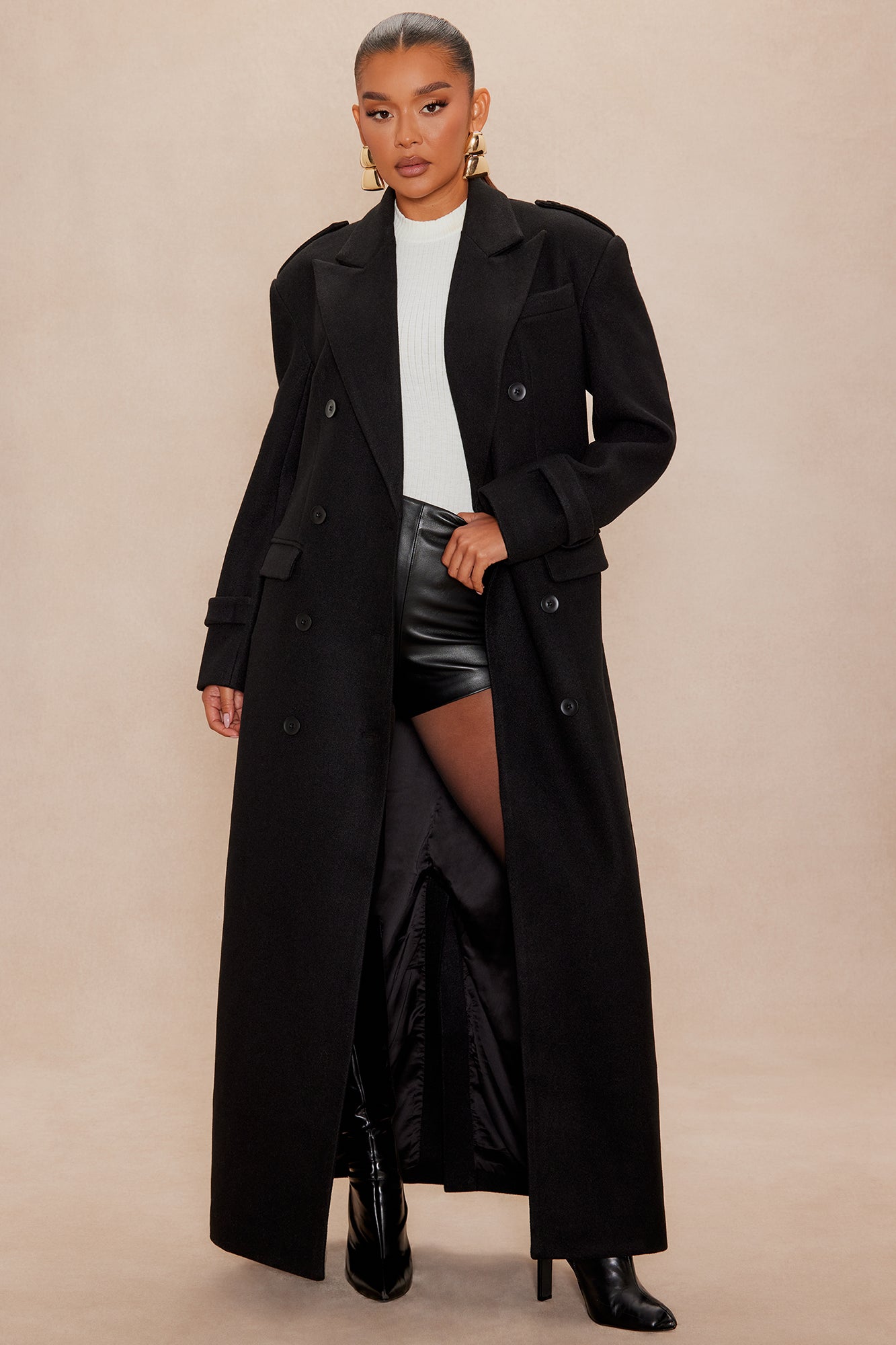 https://cdn.shopify.com/s/files/1/0293/9277/files/09-11-25_S5_12_25GWQ611_Black_AE_JS_09-42-25_66490_PXF.jpg?v=1757969345