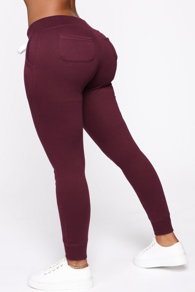 https://cdn.shopify.com/s/files/1/0293/9277/products/09-12-19_Studio_1_DV_KYS_14-16-02_16__P100_Plum_P_3597_WG.jpg?v=1641846850&with=400&height=600