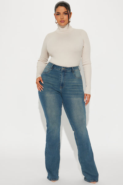 https://cdn.shopify.com/s/files/1/0293/9277/files/09-13-24_S4_29_YJDM15HRBLBC2T_DarkWash_ZSR_RA_IM_14-06-24_PLUS_52138_TT.jpg?v=1726272574&with=400&height=600