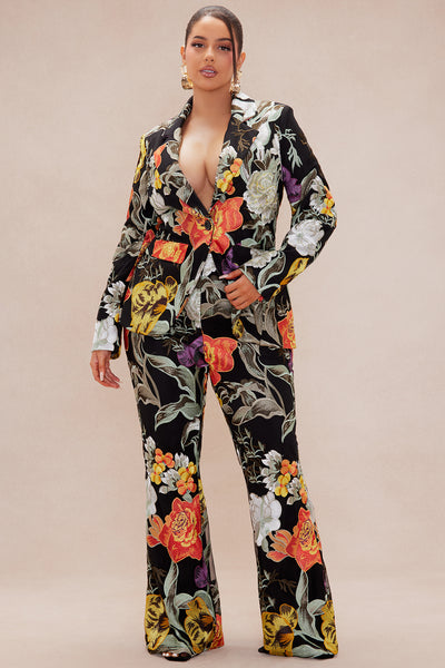 https://cdn.shopify.com/s/files/1/0293/9277/files/09-13-24_S5_4_C88299_Blackcombo_RA_IM_10-05-29_PLUS_50699_PXF.jpg?v=1726526586&with=400&height=600