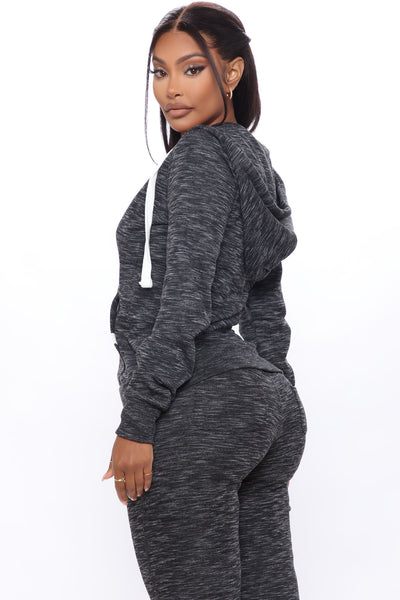 https://cdn.shopify.com/s/files/1/0293/9277/products/09-17-20Studio1_JP_ON_14-06-27_15_J415_Blackcombo_R_0047_RA.jpg?v=1600384231&with=400&height=600
