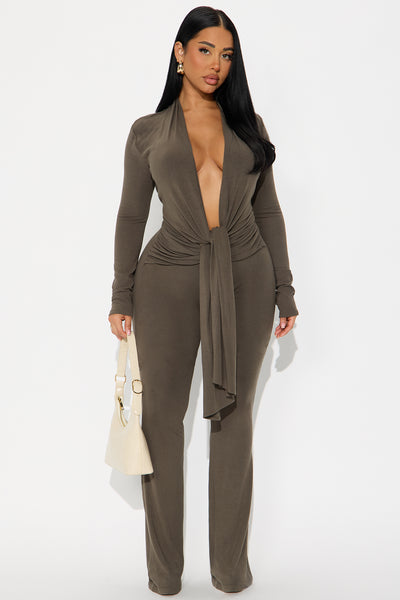 https://cdn.shopify.com/s/files/1/0293/9277/files/09-17-25_S1_19_JP16989C_Olive_ZSR_RK_JS_10-41-03_27674_PXF.jpg?v=1758219139&with=400&height=600