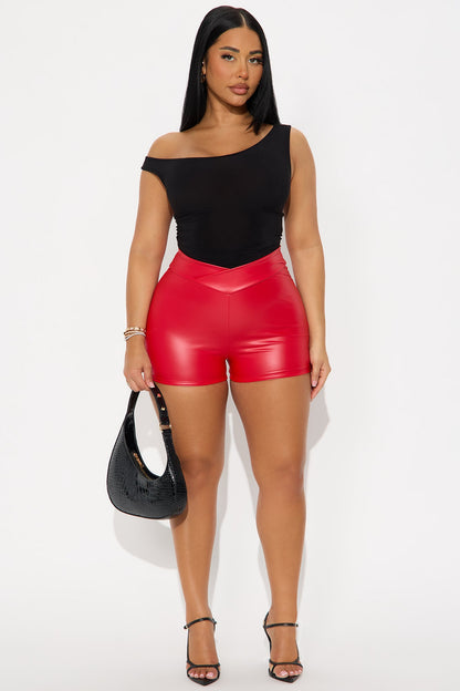 https://cdn.shopify.com/s/files/1/0293/9277/files/09-17-25_S1_47_P1268FN_Red_RK_JS_14-05-09_28092_PXF.jpg?v=1758316583