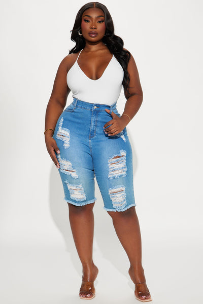 https://cdn.shopify.com/s/files/1/0293/9277/files/09-18-23Studio1_RA_AP_15-03-59_35_K4B_LightBlueWash_R_8492_PLUS_SG.jpg?v=1695840352&with=400&height=600