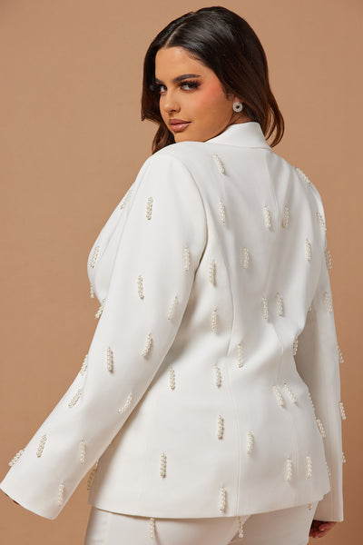 https://cdn.shopify.com/s/files/1/0293/9277/files/09-18-23Studio5_TH_IM_12-47-53_11_B30388A_Ivory_34818_PLUS_PXF.jpg?v=1695748198&with=400&height=600