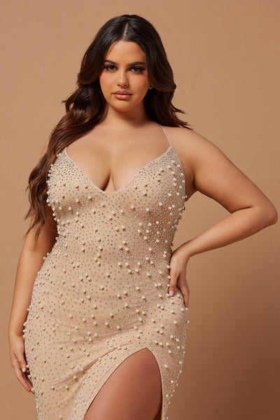 https://cdn.shopify.com/s/files/1/0293/9277/files/09-18-23Studio5_TH_IM_12-47-53_14_A92940_Nude_P_34825_PLUS_PXF.jpg?v=1695931830&with=400&height=600