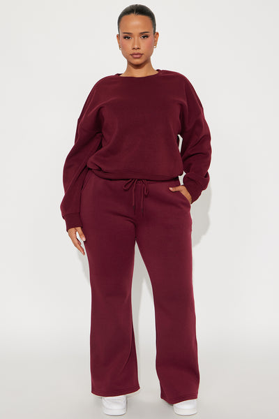 https://cdn.shopify.com/s/files/1/0293/9277/files/09-19-25_S3_41_75480_Burgundy_ZSR_KK_SS_14-54-05_0127_PLUS_PXF.jpg?v=1758595241&with=400&height=600
