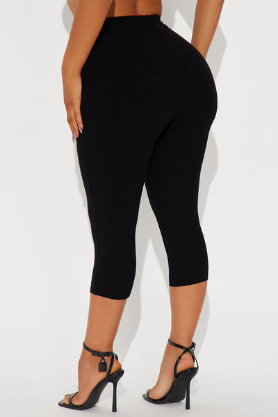 https://cdn.shopify.com/s/files/1/0293/9277/files/09-20-24_S2_47_P0399_Black_KT_RL_14-21-01_41557_MH_PXF.jpg?v=1727202928&with=400&height=600