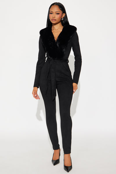 https://cdn.shopify.com/s/files/1/0293/9277/files/09-23-25_S3_56_RC0149_Black_KJ_SS_14-12-37_50274_PXF.jpg?v=1758765574&with=400&height=600