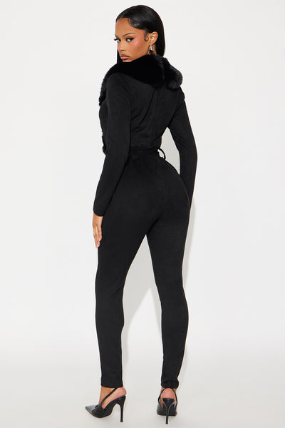 https://cdn.shopify.com/s/files/1/0293/9277/files/09-23-25_S3_56_RC0149_Black_KJ_SS_14-13-18_50276_PXF.jpg?v=1758765562&with=400&height=600