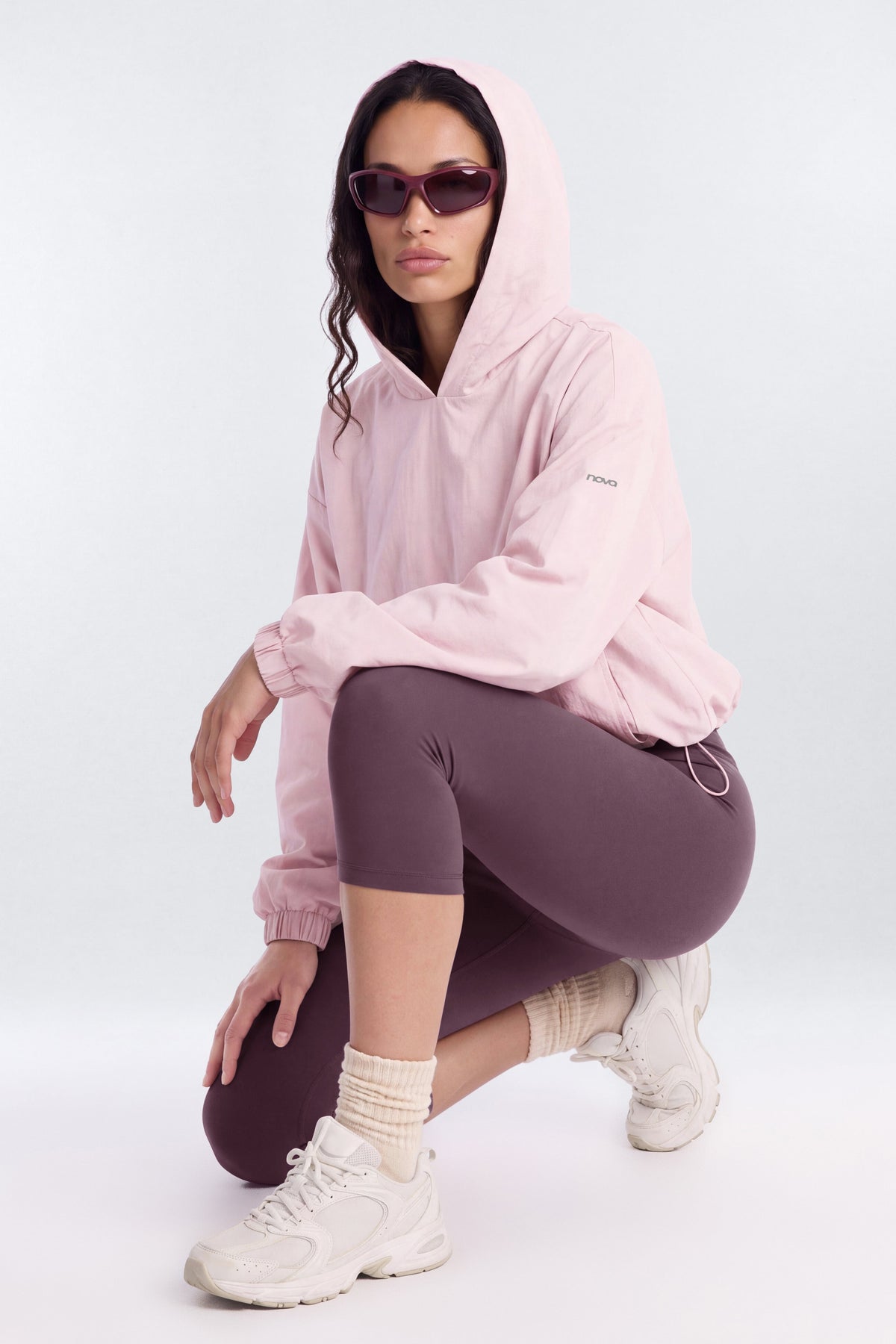 https://cdn.shopify.com/s/files/1/0293/9277/files/09-23-26_S1_15_B425SP2203_DustyPeony_JG_SS_8-58_AM_0093-9_ES_BH_YB_PXF.jpg?v=1791575928