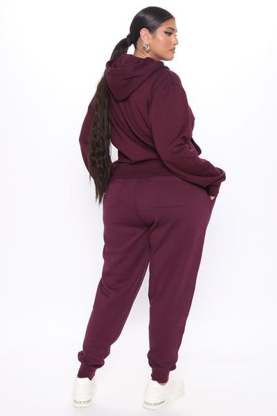 https://cdn.shopify.com/s/files/1/0293/9277/products/09-24-20_DD_JH_12-18-05_37_P100_Plum_0840_PLUS_WG.jpg?v=1600987680&with=400&height=600