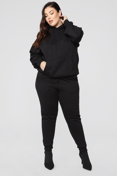 https://cdn.shopify.com/s/files/1/0293/9277/products/09-25-18_Studio_1_11-25-20_WMKT40418_Black_5036_NT.jpg?v=1670892986&with=400&height=600