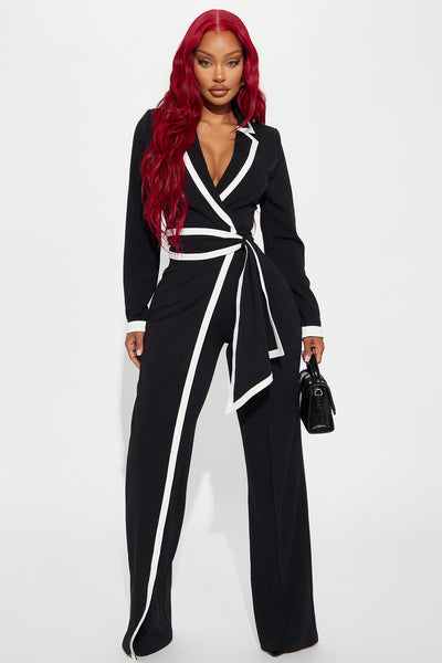 https://cdn.shopify.com/s/files/1/0293/9277/files/09-26-24_S2_2_JP81067_Black_KJ_RL_11-59-00_10884_BH.jpg?v=1727470794&with=400&height=600
