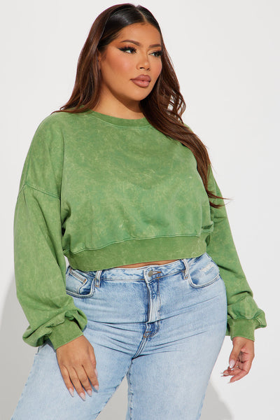 https://cdn.shopify.com/s/files/1/0293/9277/files/09-27-23Studio4_CB_AC_13-32-39_35_ZDZPK9761_Green_P_7718_PLUS_SG_KP.jpg?v=1738358639&with=400&height=600