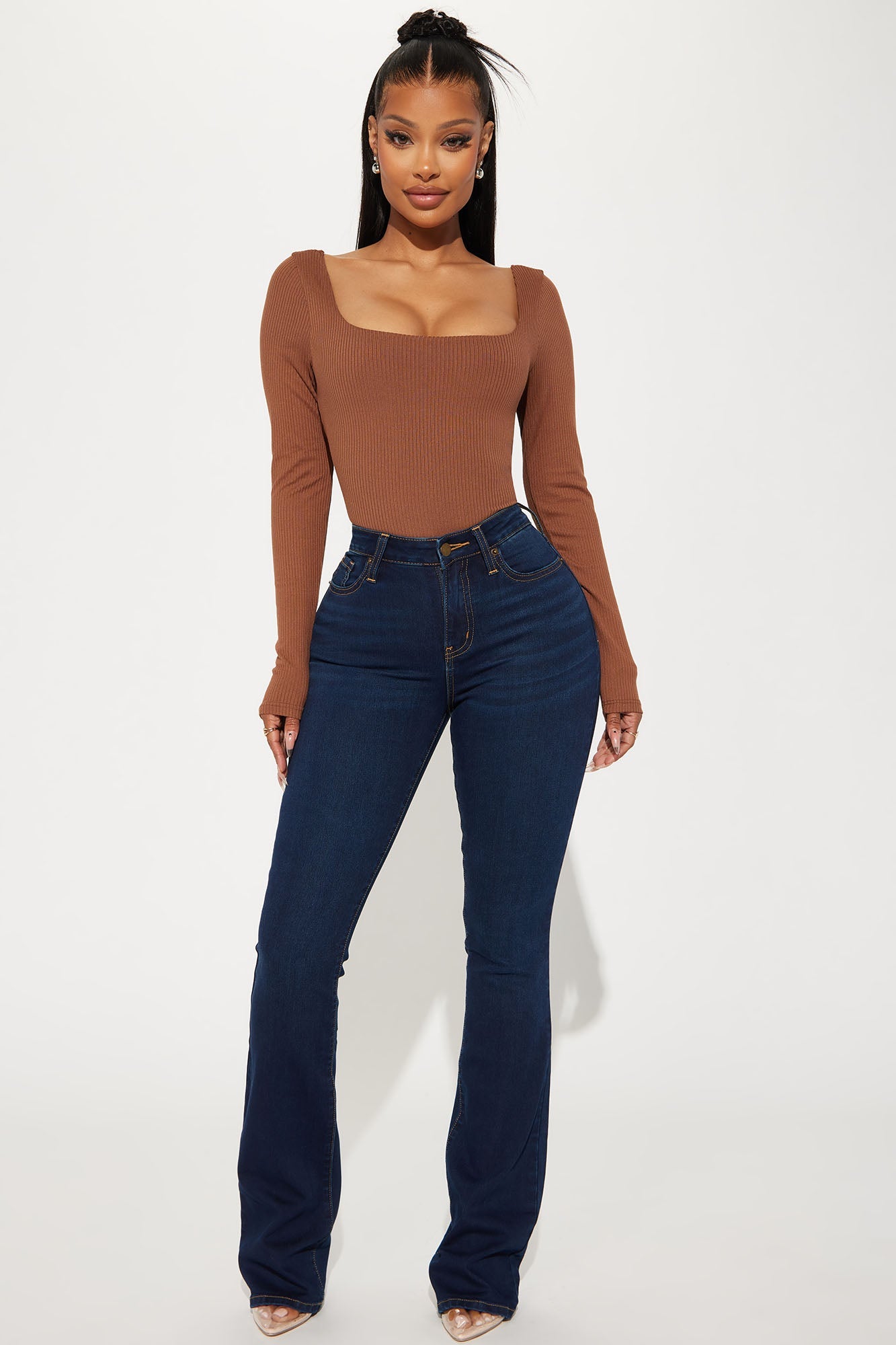 https://cdn.shopify.com/s/files/1/0293/9277/files/09-28-23Studio2_CC_RL_11-24-54_28_FN1106MBTWR_DarkWash_20889_CM.jpg?v=1696370800