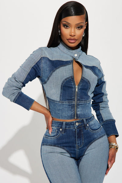 https://cdn.shopify.com/s/files/1/0293/9277/files/09-29-23Studio2_KJ_RL_11-22-19_21_FNTR414M1J_MediumWash_62045_MP.jpg?v=1748380839&with=400&height=600