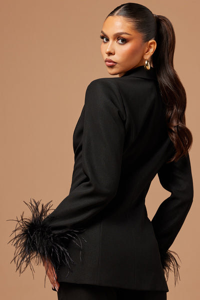 https://cdn.shopify.com/s/files/1/0293/9277/files/09-29-23Studio5_CXB_IM_14-37-30_36_22GWF1543_Black_P_2292_LUXE_PXF.jpg?v=1697048836&with=400&height=600