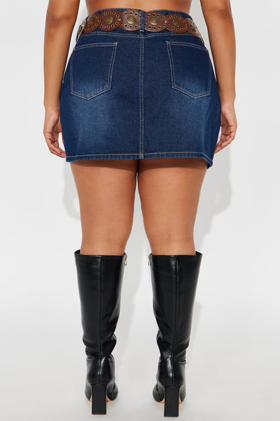https://cdn.shopify.com/s/files/1/0293/9277/files/09-29-25_S2_16_25GWQ456_DarkWash_ZSR_KK_AC_09-33-21_PLUS_34123_PXF.jpg?v=1759252852&with=400&height=600