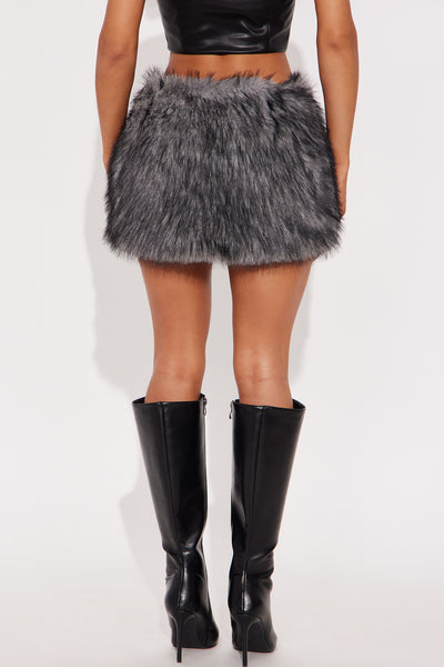 https://cdn.shopify.com/s/files/1/0293/9277/files/09-30-25_S4_8_25GWY1575_Grey_JZ_PC_11-03-05_24337_SKS.jpg?v=1759425044&with=400&height=600