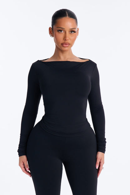 https://cdn.shopify.com/s/files/1/0293/9277/files/10-01-26_S4_44_GW26K8673_Black_AB_AA_14-38-04_1674_PXF_CM.jpg?v=1791313343