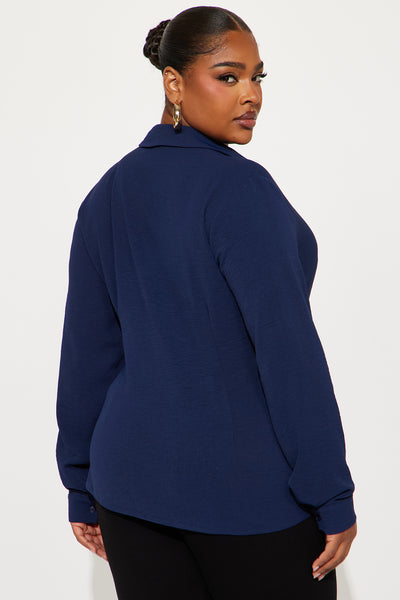 https://cdn.shopify.com/s/files/1/0293/9277/files/10-02-25_S3_53_WN9538B3_Navy_RK_JS_14-20-28_PLUS_62089_SKS.jpg?v=1759802889&with=400&height=600