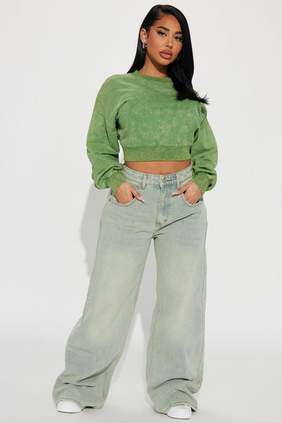 https://cdn.shopify.com/s/files/1/0293/9277/files/10-03-23Studio1_KF_PC_14-19-30_32_ZDZPK9761_Green_P_0543_PXF_KP.jpg?v=1738358630&with=400&height=600