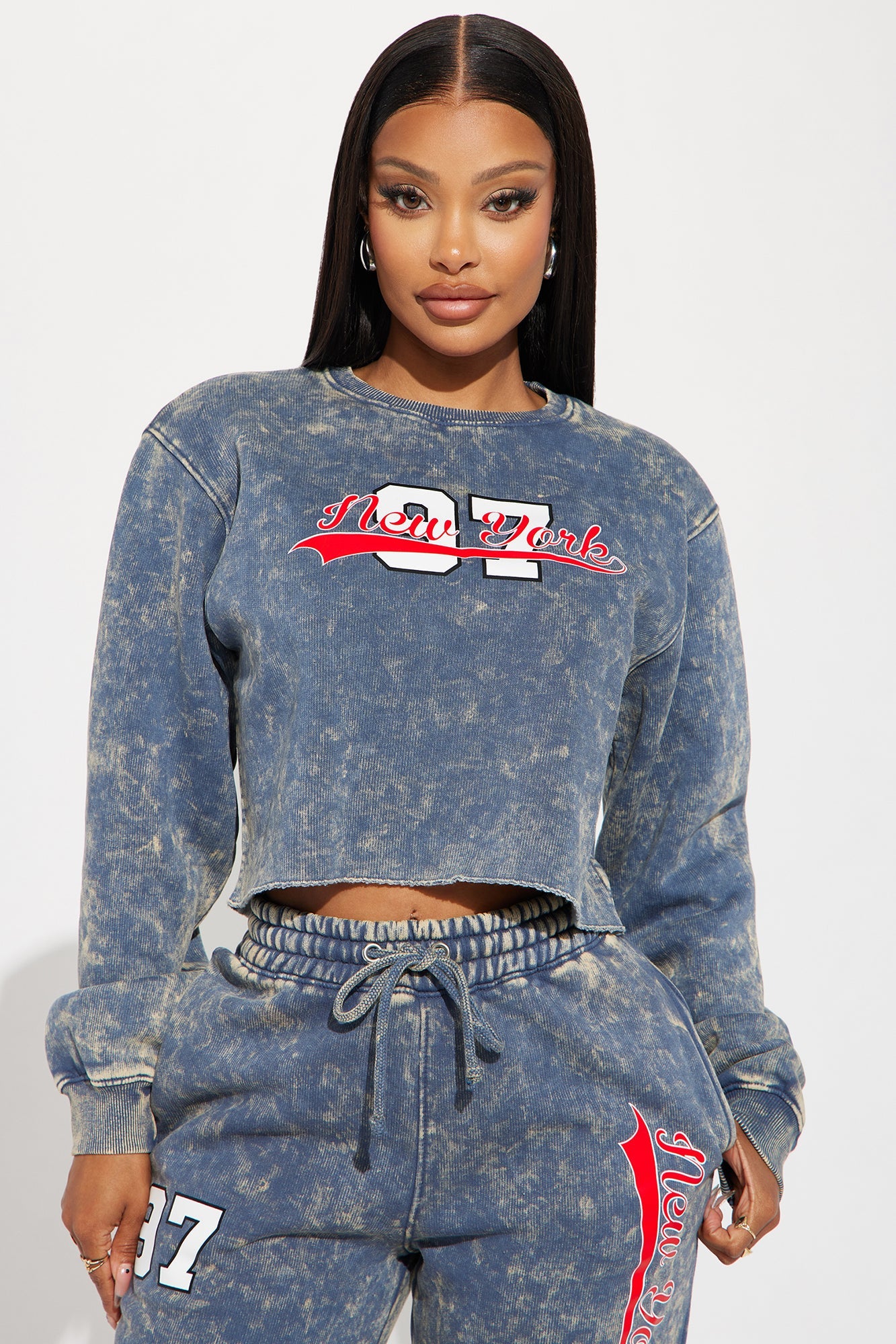 https://cdn.shopify.com/s/files/1/0293/9277/files/10-04-23Studio2_KJ_RL_15-45-26_32_ZDZPK11275ST_Navycombo_63368_PXF.jpg?v=1696963384