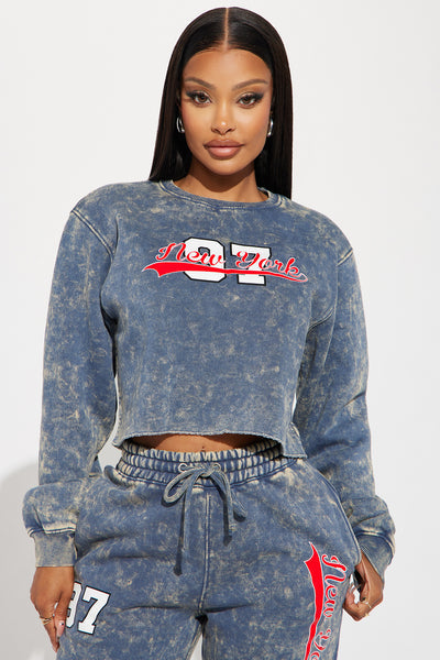 https://cdn.shopify.com/s/files/1/0293/9277/files/10-04-23Studio2_KJ_RL_15-45-26_32_ZDZPK11275ST_Navycombo_63368_PXF.jpg?v=1696963384&with=400&height=600