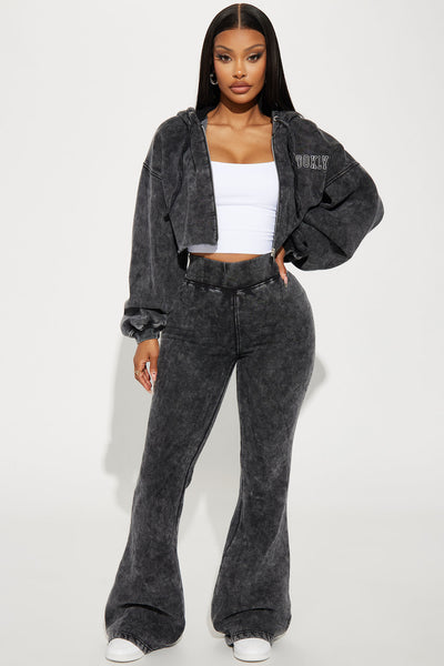 https://cdn.shopify.com/s/files/1/0293/9277/files/10-06-23Studio2_KJ_AA_15-37-52_21_ZDZPK11271BR_BlackWash_21386_MR.jpg?v=1697064172&with=400&height=600
