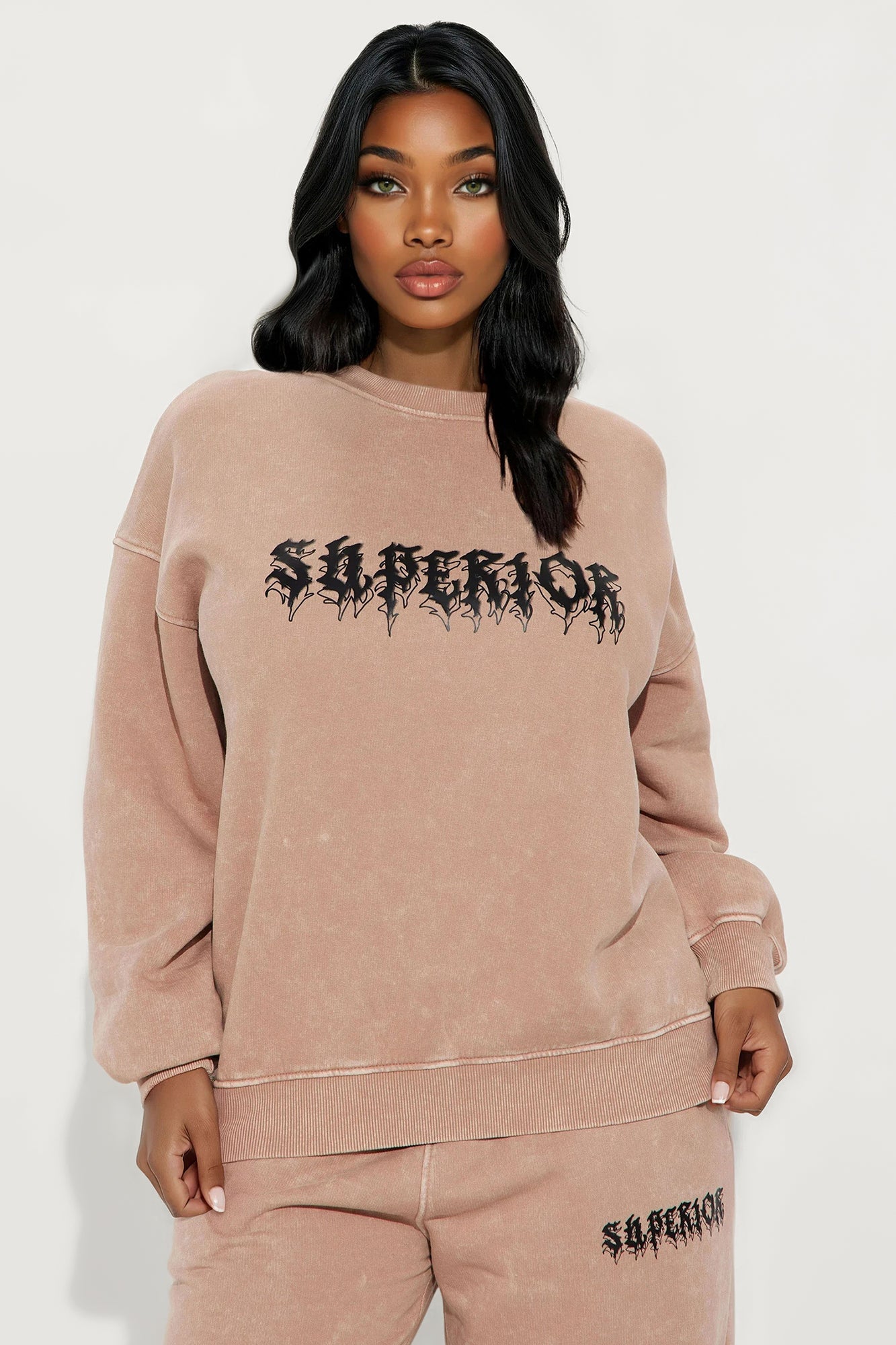 https://cdn.shopify.com/s/files/1/0293/9277/files/10-06-25_S4_18_V22507SC4701TOP_Taupe_JZ_JC_09-35-55_26820_CM-Kaliani_CM_CM_PXF.jpg?v=1761260383