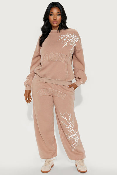 https://cdn.shopify.com/s/files/1/0293/9277/files/10-06-25_S4_20_V22507SC4707_Taupe_JZ_JC_09-51-21_26855_CM-Kaliani_CM_PXF.jpg?v=1761260596&with=400&height=600